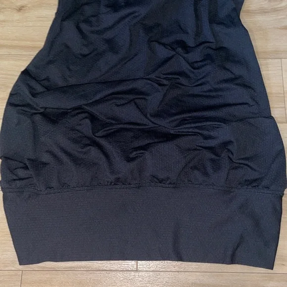Lululemon no limits black tank top - Picture 8 of 10